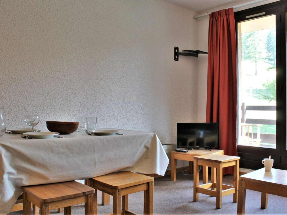 Appartement Confortable Avec Piscine, Tennis Et Animaux Acceptes A Risoul - Fr-1-330-143 Exterior foto